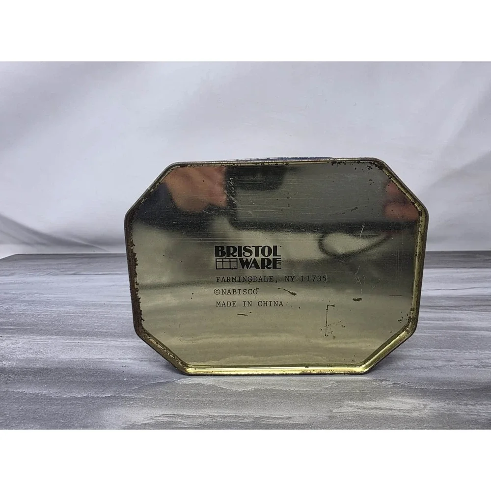 Vintage Nabisco Uneeda Biscuit Tin 1923 Bristol Ware Collectible Cookie Cracker